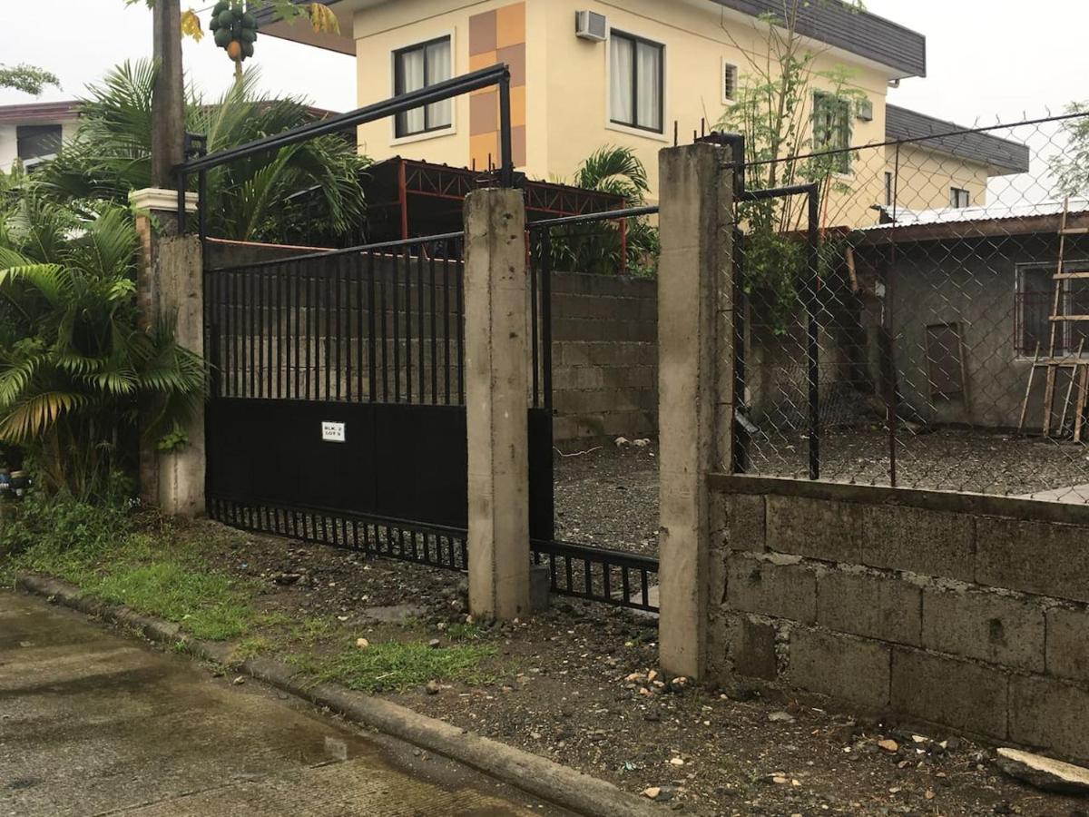 Pines Mansion II - Housity