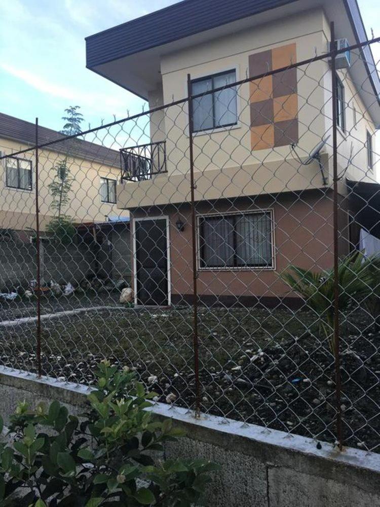 Pines Mansion II - Housity