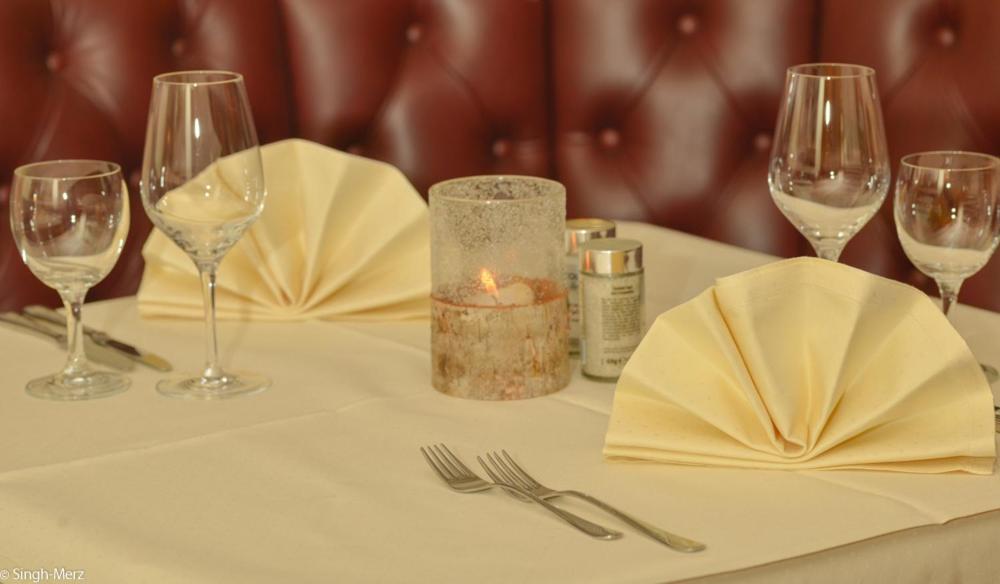 Hotel Zur Stadt Cassel - Housity