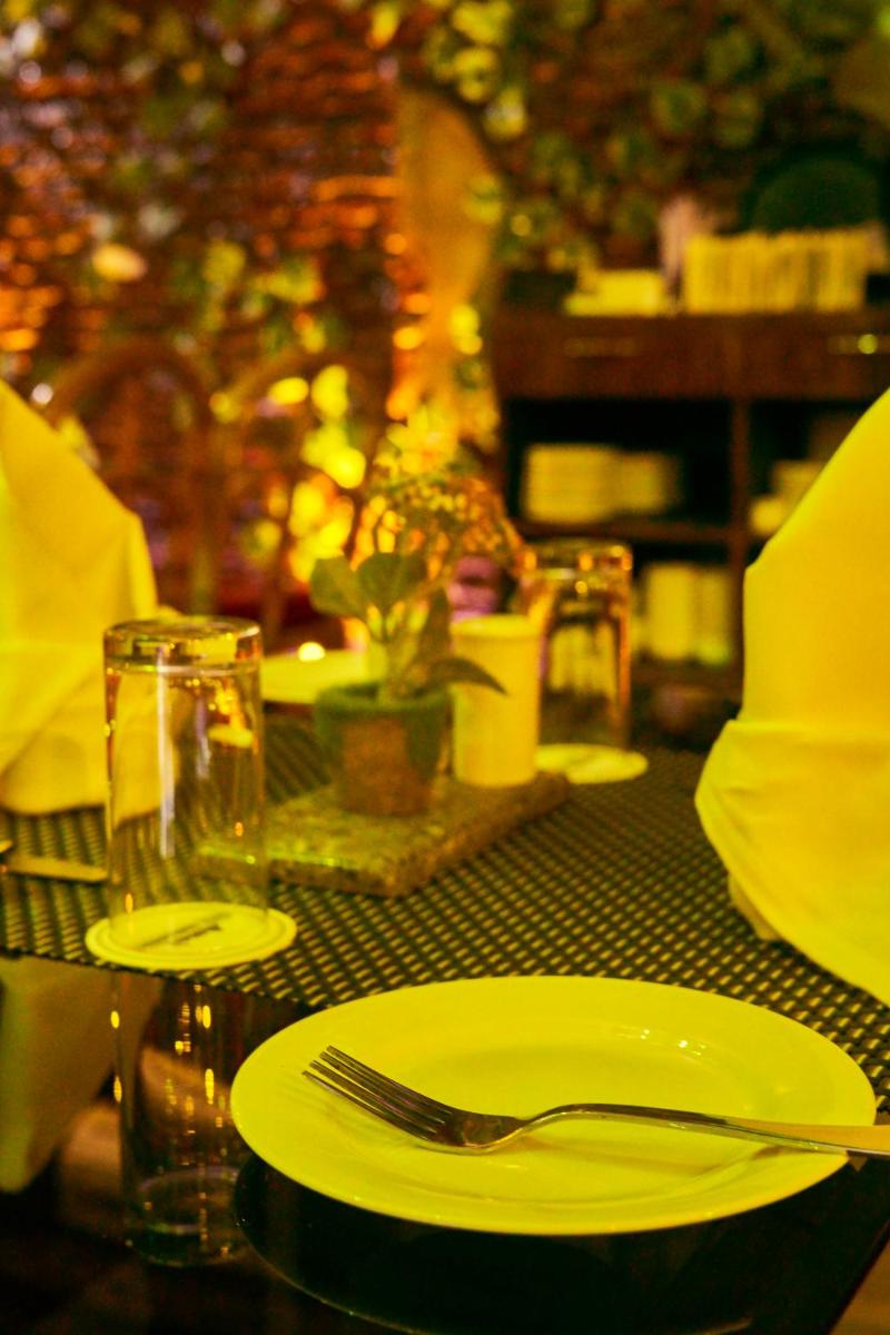 Hotel Bangabhumi - Housity