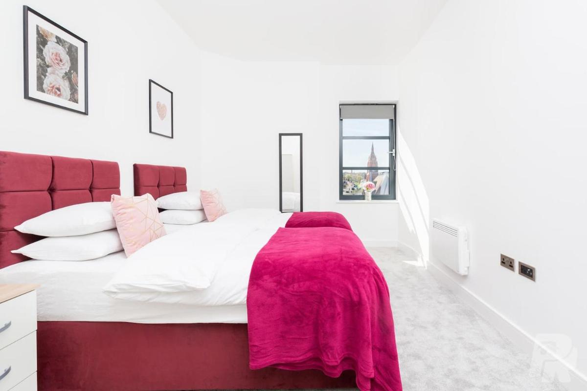 Birmingham City Penthouse Jewellery Quarter - Housity