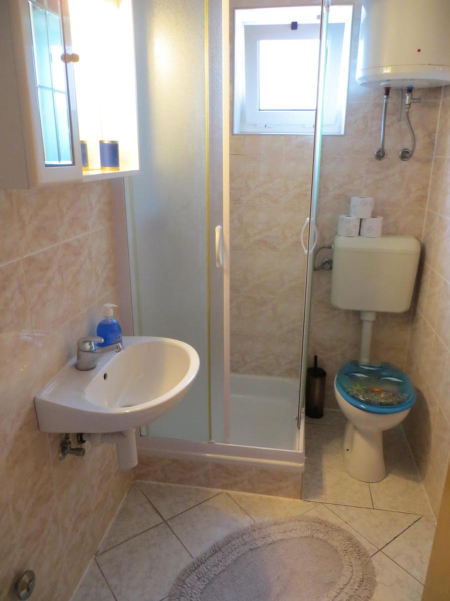 2 Bedroom Ap., Sea View & Sandy Beach! - Housity