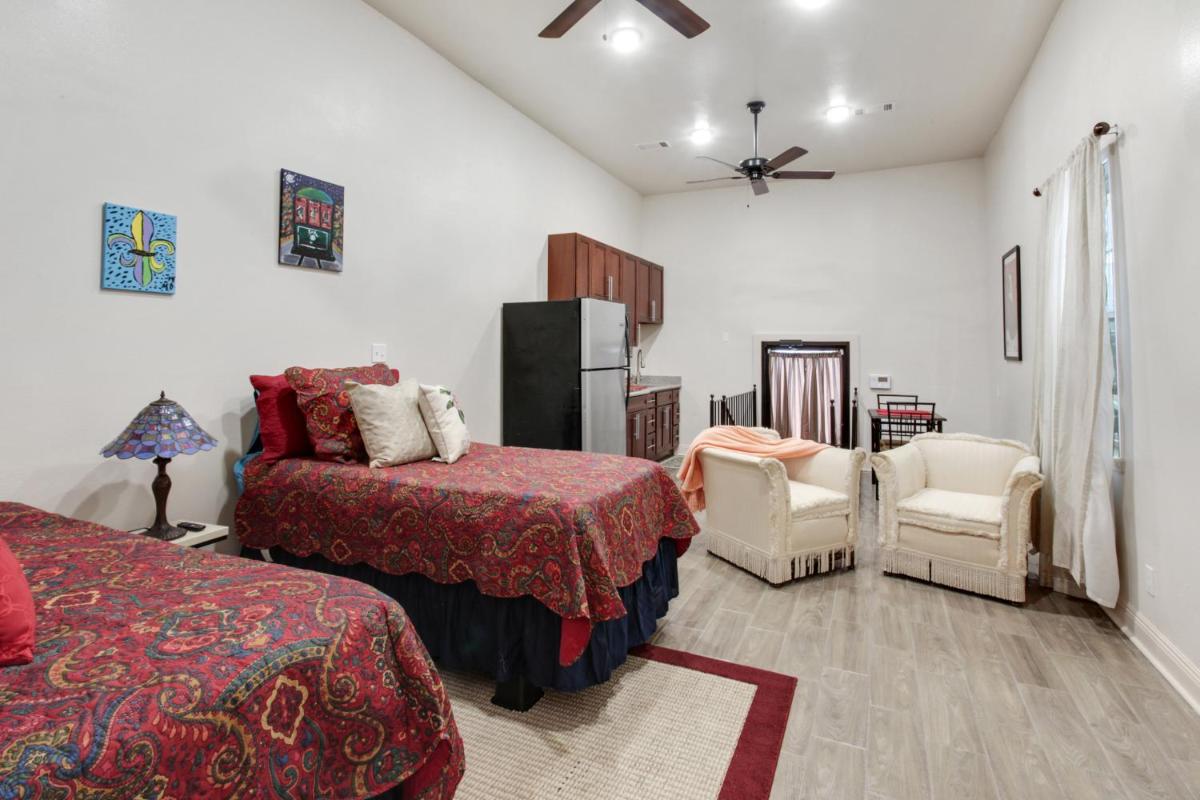 N Broad Studios - Housity