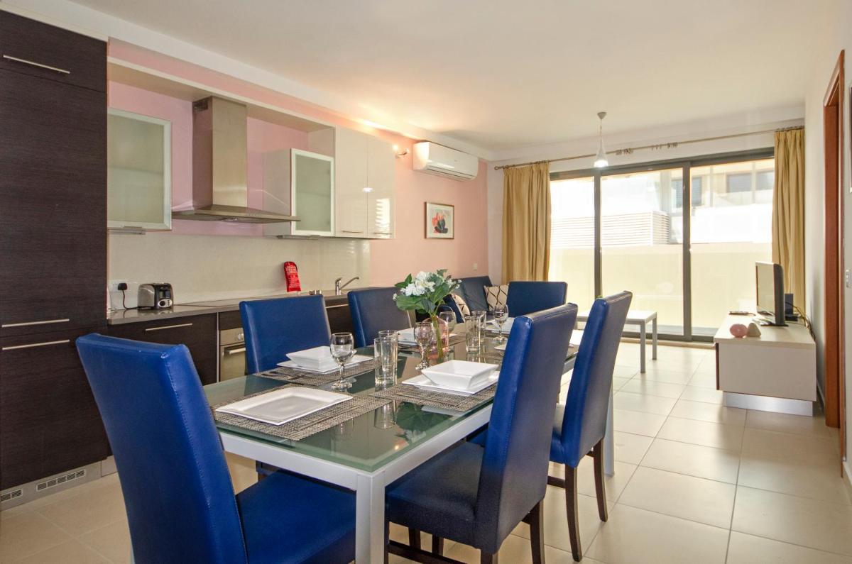 Modern Stylish Apartment - 2 Bedroom & 2 Bathroom Apartment - Spinola Bay, St Julians - Housity