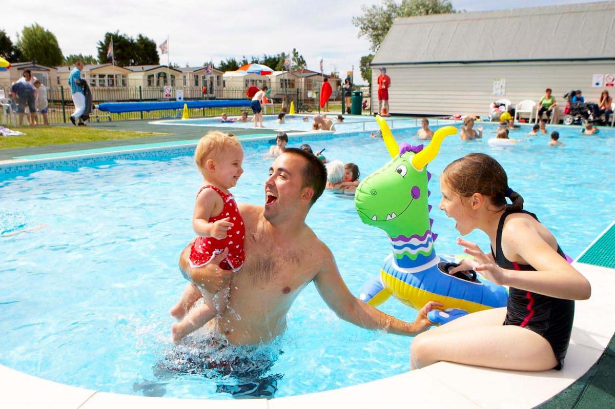 Camping Pods, Seaview Holiday Park - Housity