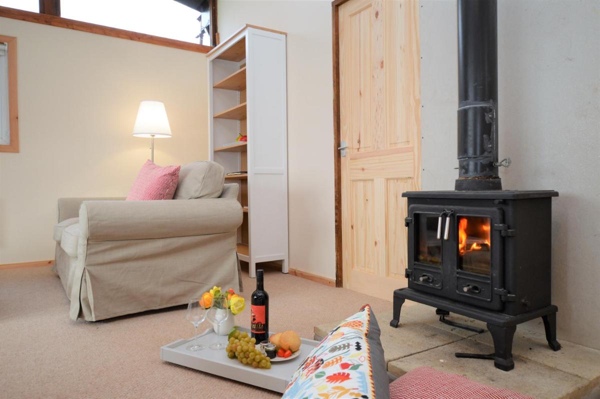 Clamshell Lodge - Housity