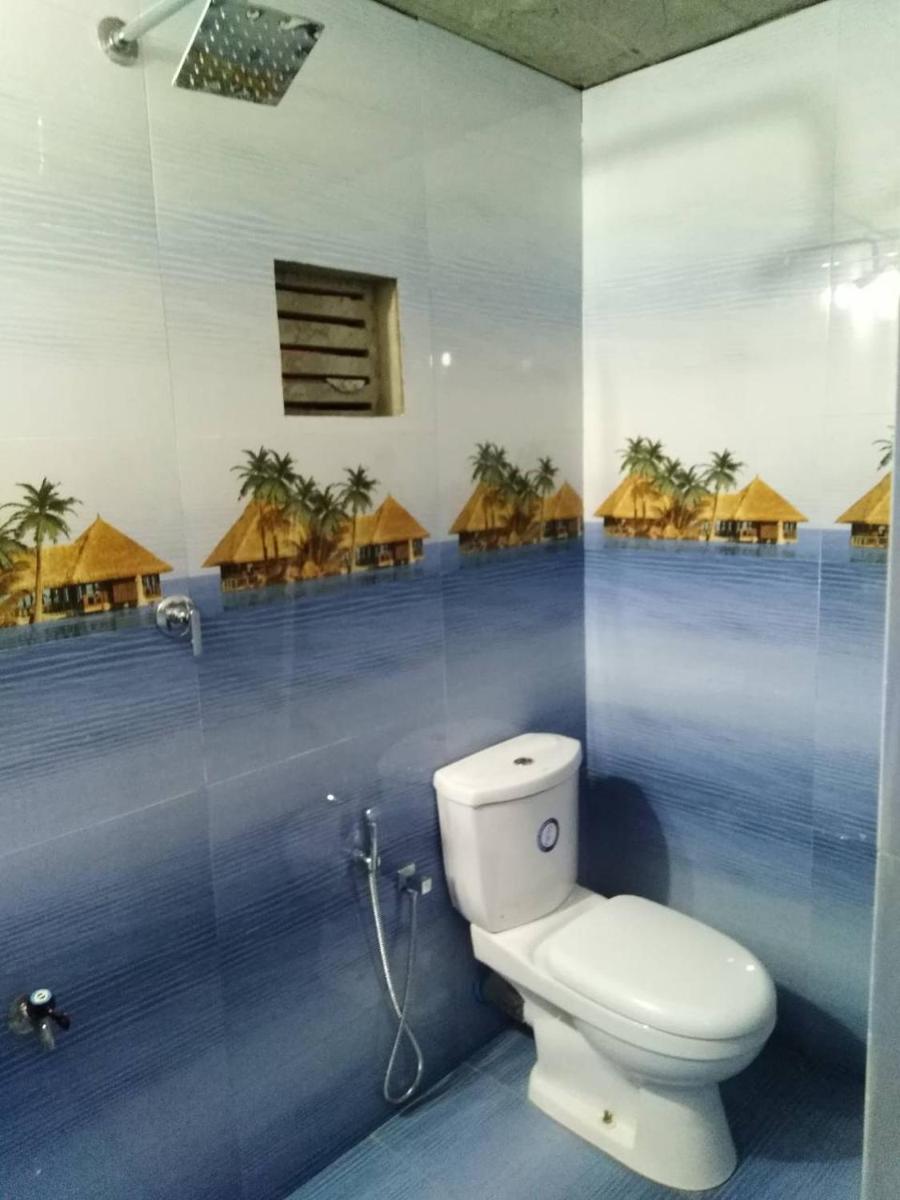 Ceylon Antheia Beach Resort - Housity