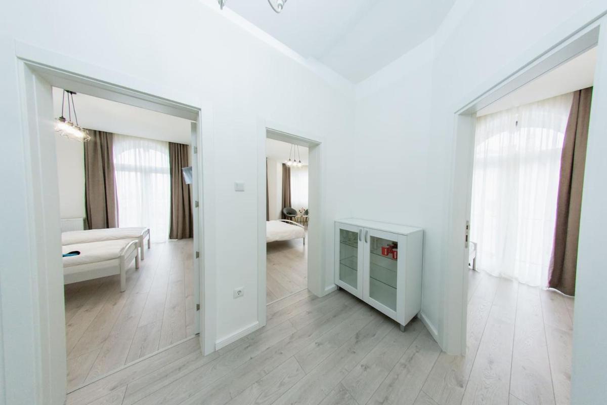 Grande Plus Apartment Dzungla - Housity