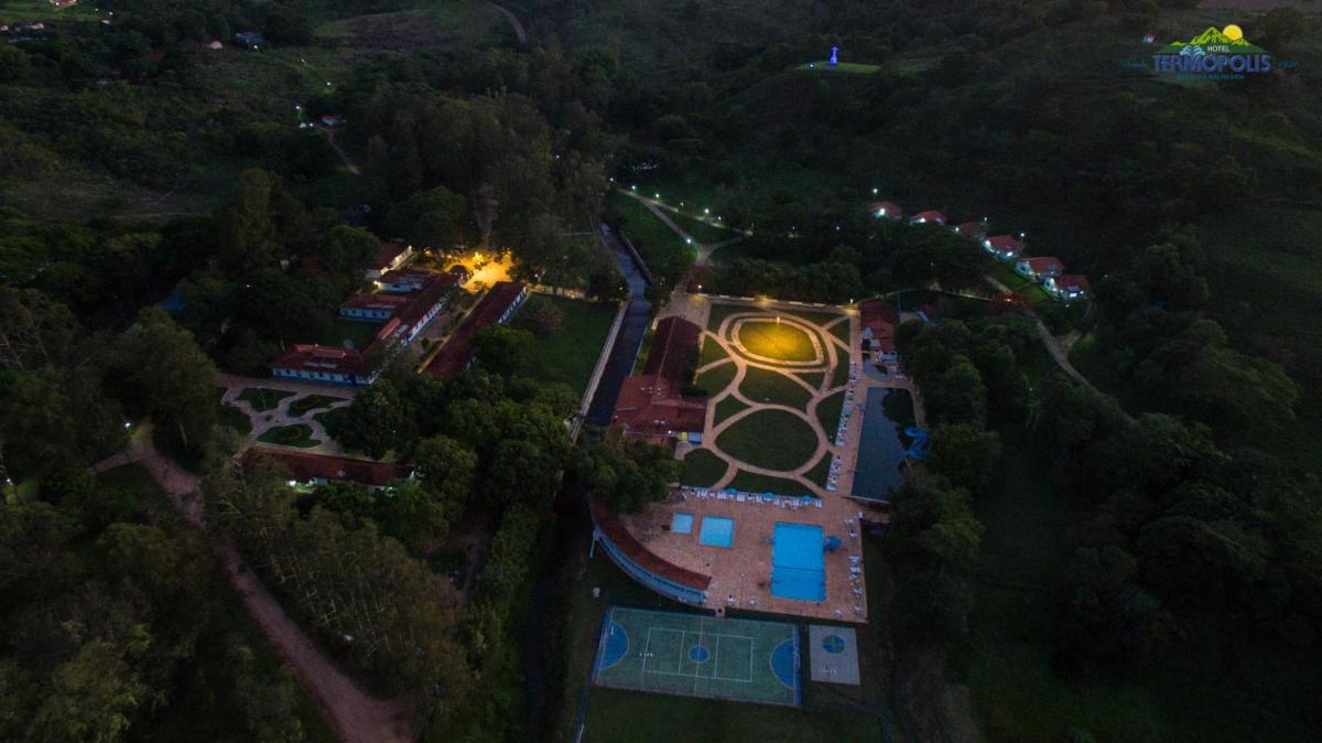 Hotel Termópolis - Housity