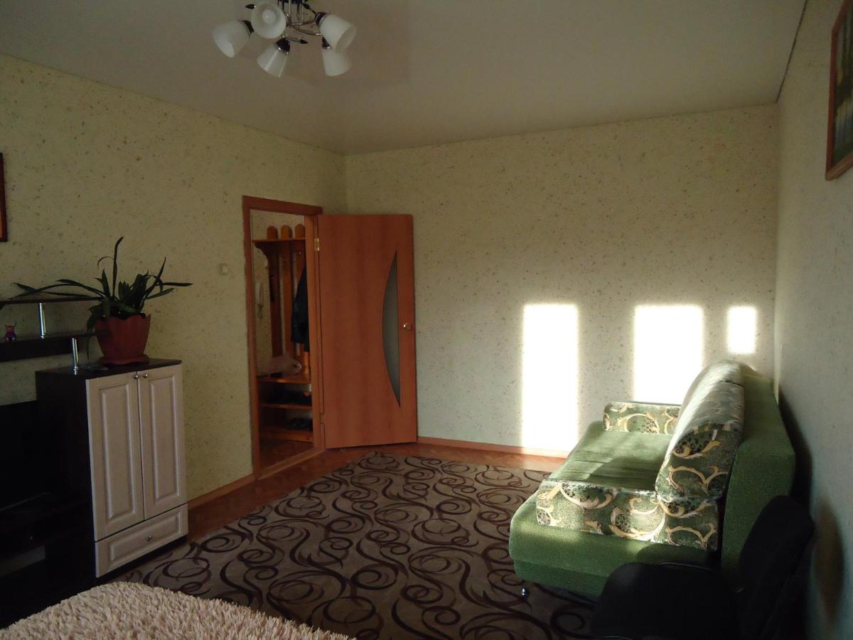 Apartment on Kommunisticheskiy prospekt 92 - Housity