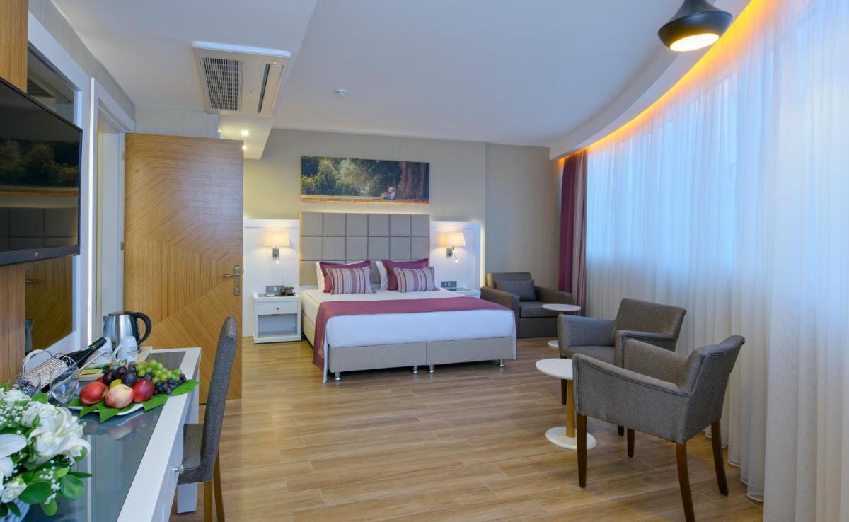 Asia Beach Resort & Spa Hotel - Housity