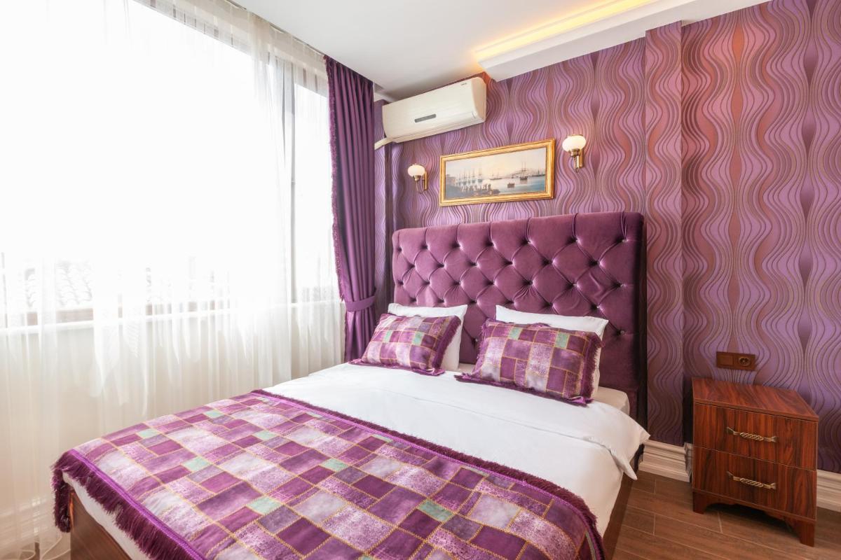 Rose Mansion by Otantik Suites - Housity