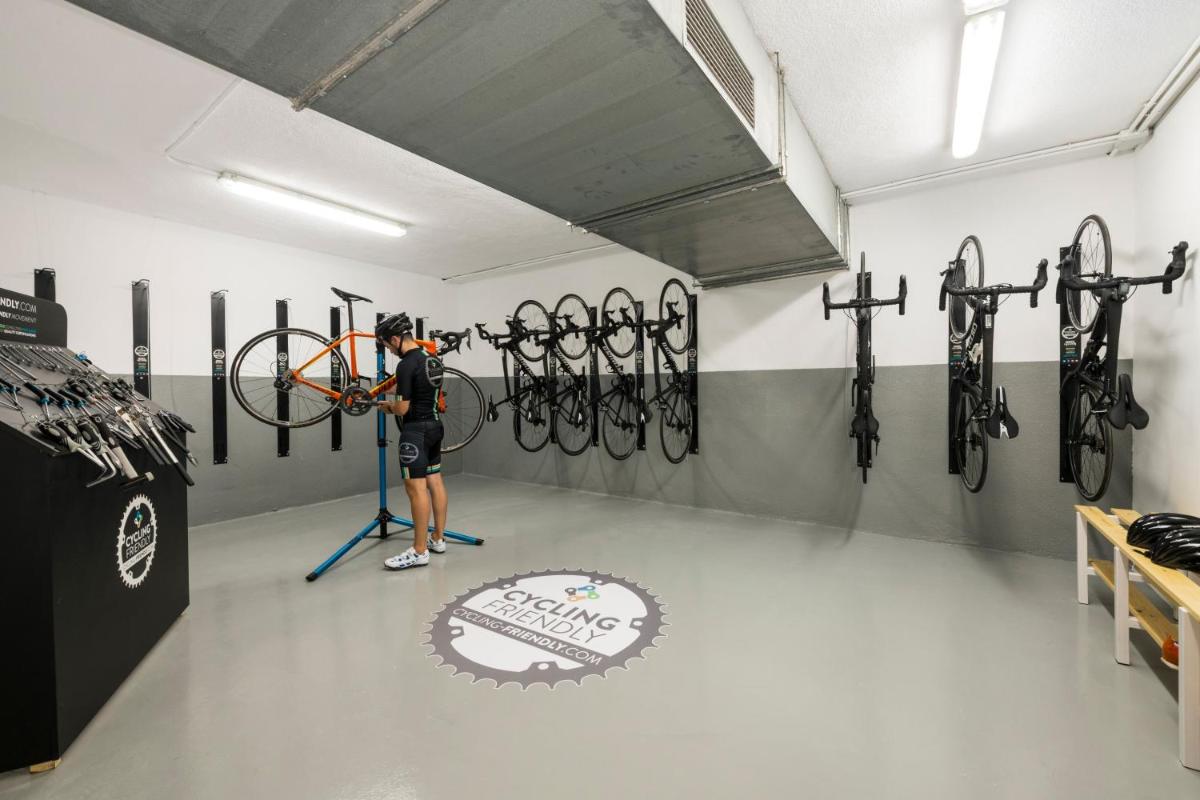 Gimnasio o instalaciones de fitness de Steigenberger Hotel and Resort Camp de Mar