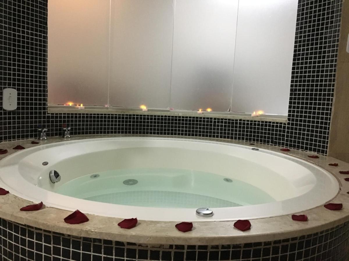 Cast Comfort Hotel - Housity