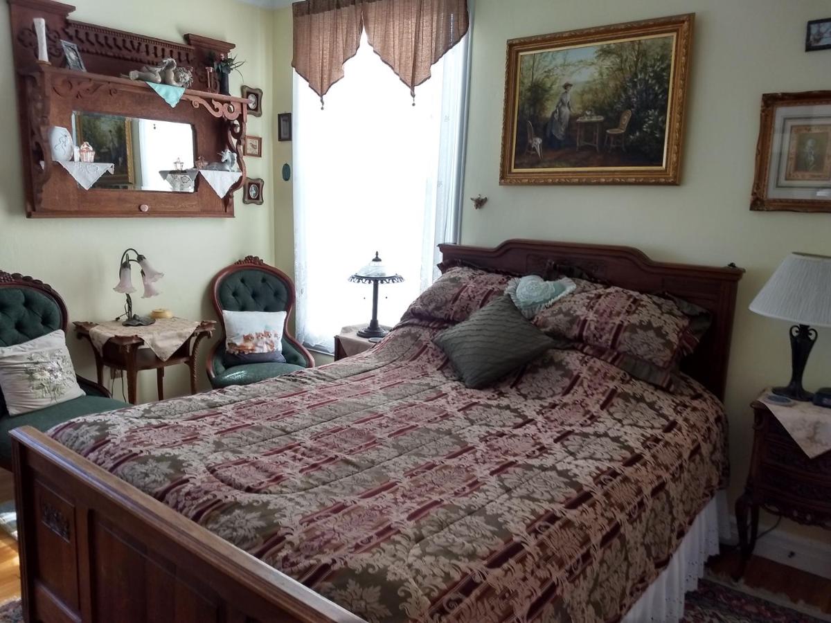 Suitetrails - Armistead Cottage Bed & Breakfast