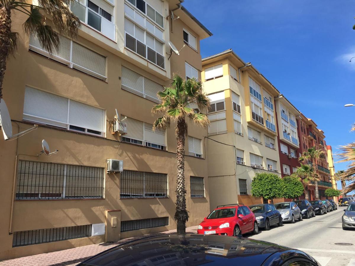 Beach, City & Gibraltar (Shared Apartment) - Housity