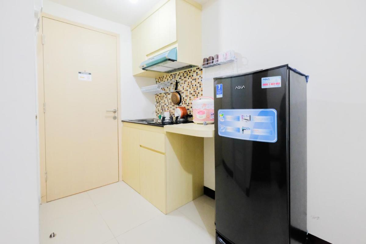 Simple Furnished Studio 19 Avenue Apartment By Travelio - Housity
