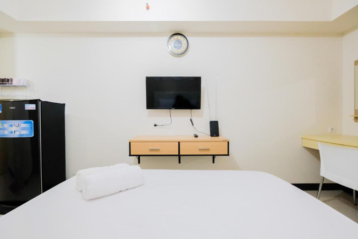 Simple Furnished Studio 19 Avenue Apartment By Travelio - Housity
