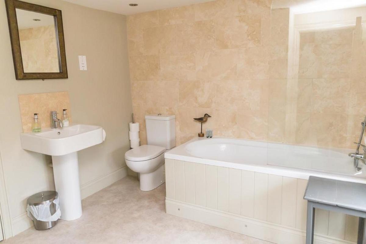 The White Hart B&B - Housity