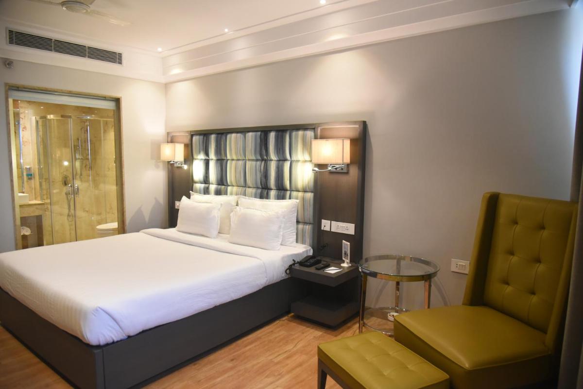 Hotel Accord Premier - Housity