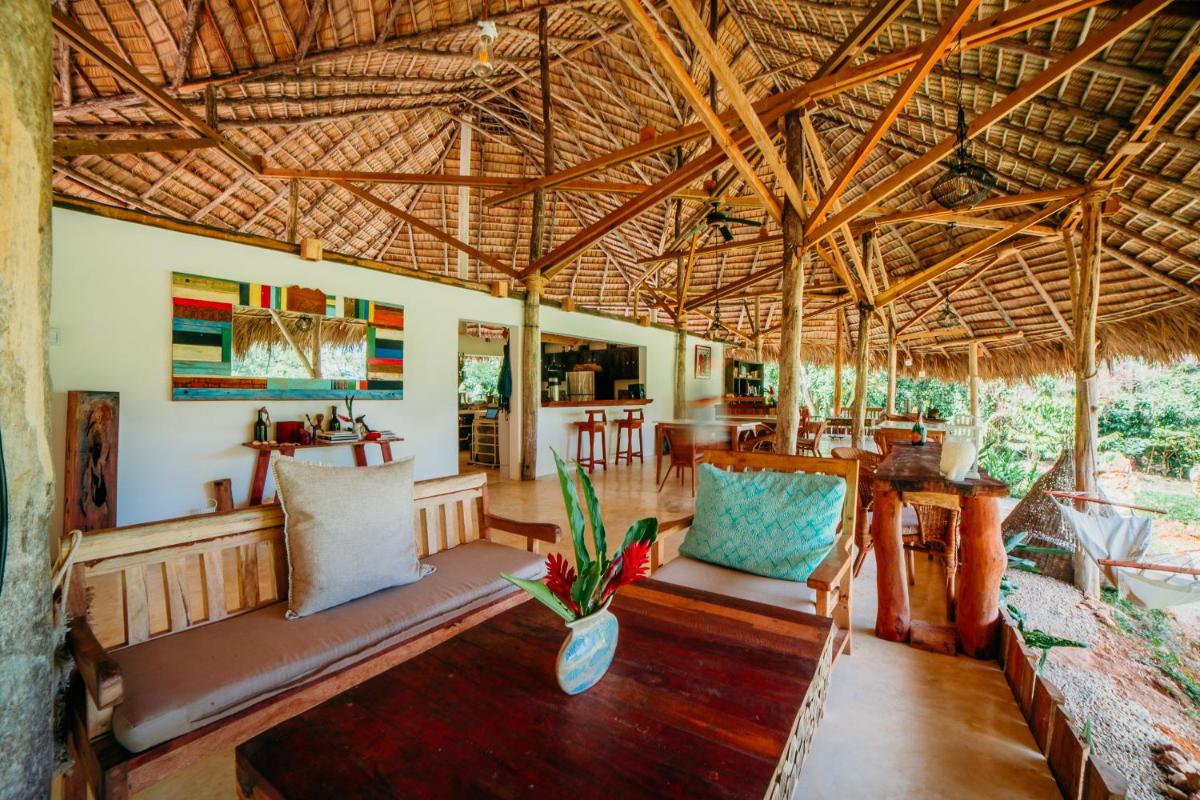 El Valle Lodge - Housity