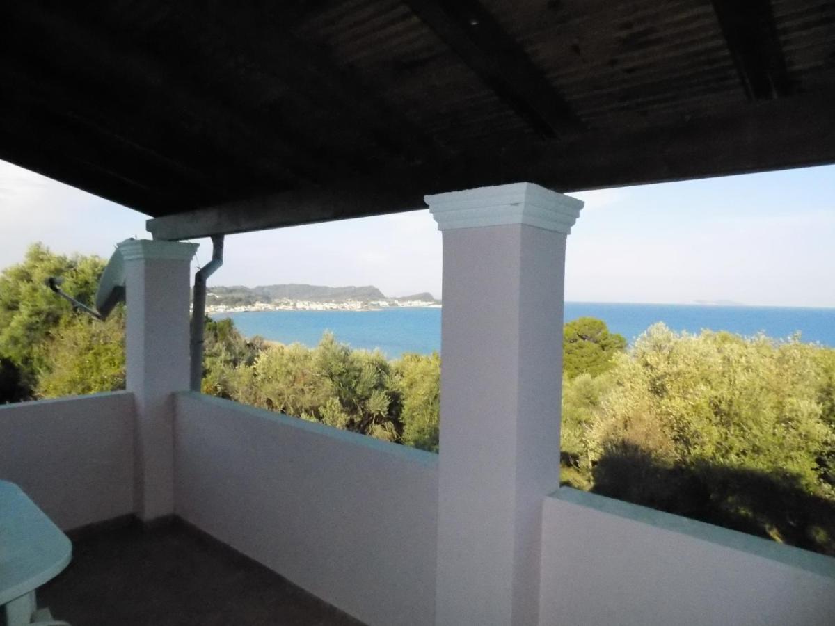 ALKIS HOUSE - Housity