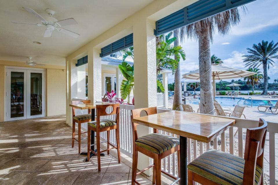 Cinnamon Beach Oceanfront - Housity