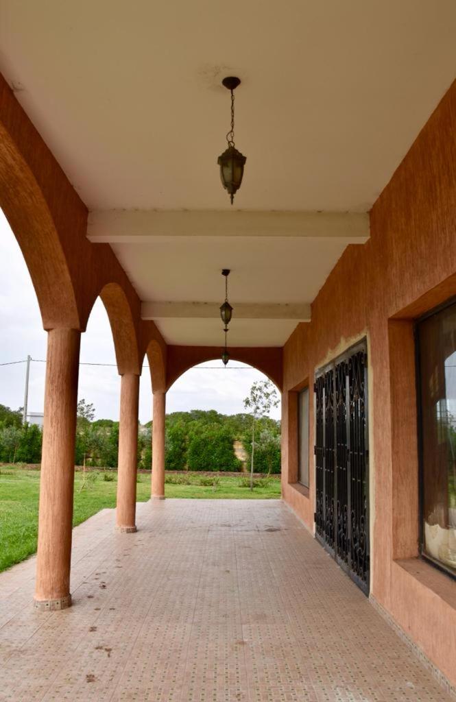 Villa Moderne dans la Ferme 