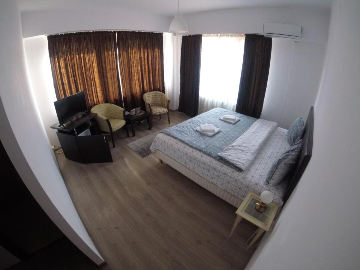 Cochet Accommodation - Housity
