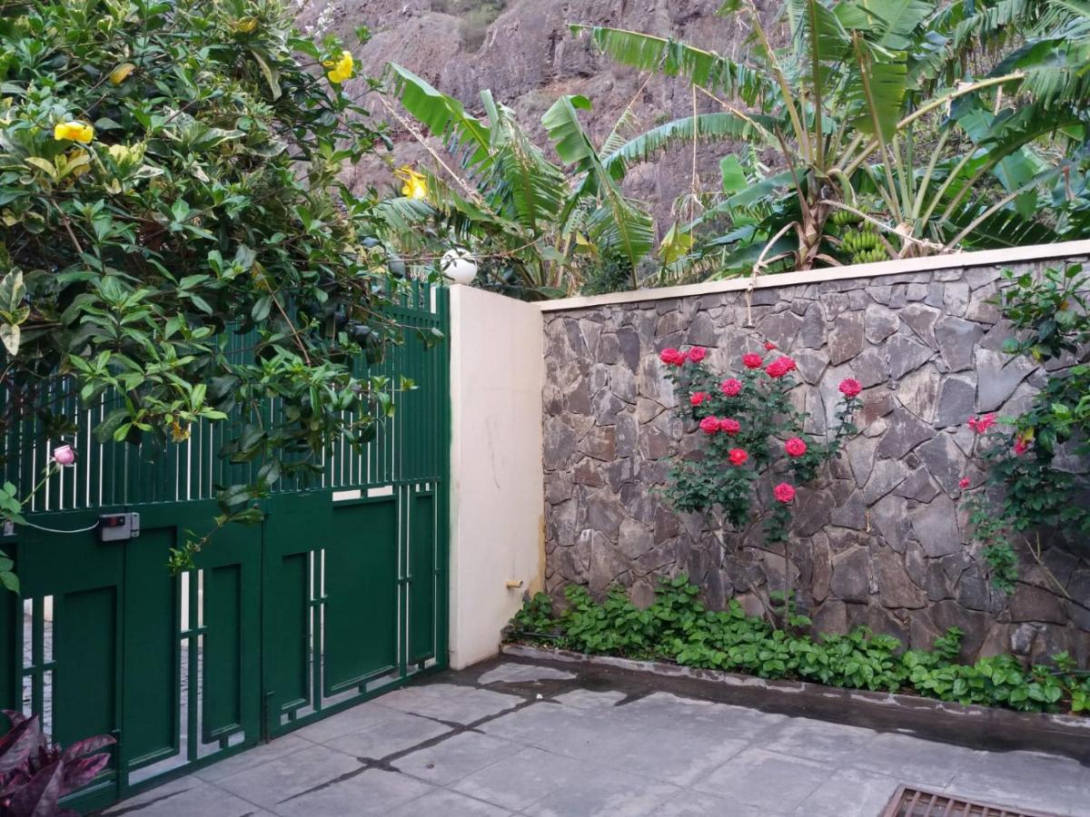 Ribeira Grande Country House - Housity