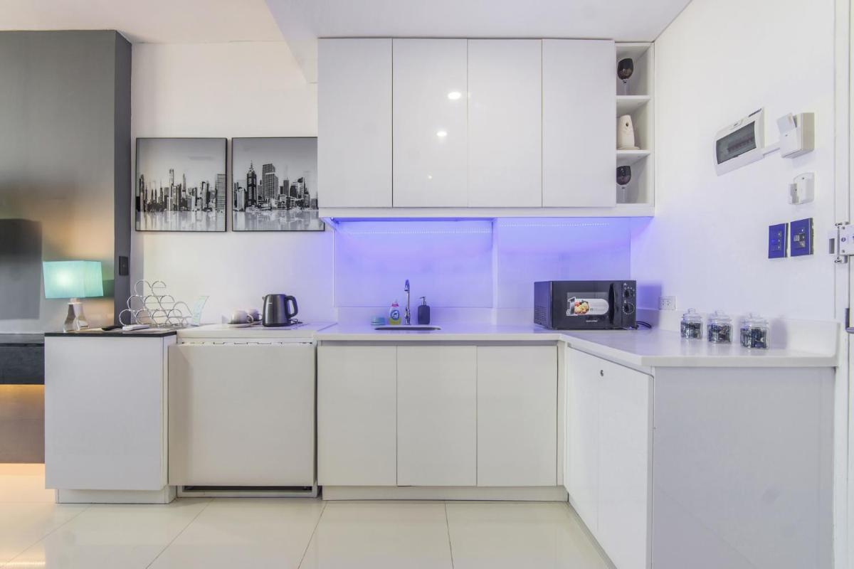 Suitetrails - FREE Netflix Condo near IT Park with 32-inch Samsung HDTV