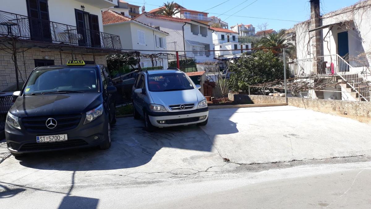 Apartments Goic - Housity