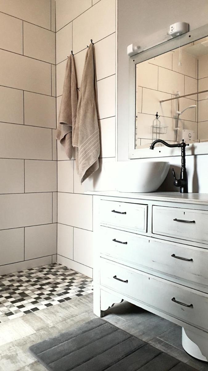 Ash Cottage - Housity