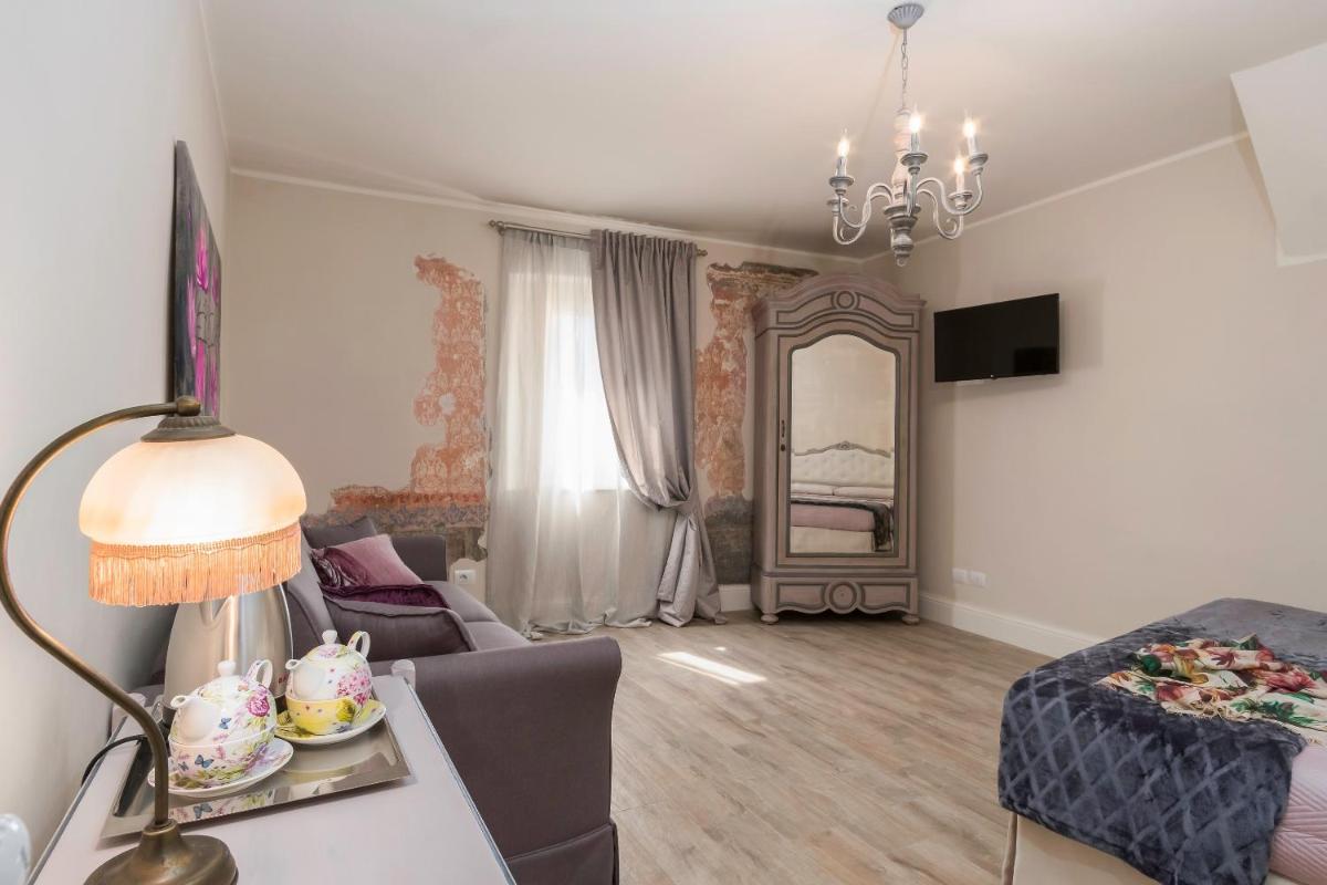 Pistoia Luxury Suite - Housity