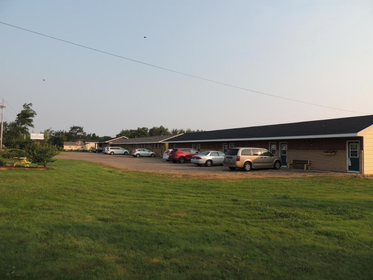 Balmoral Motel - Housity