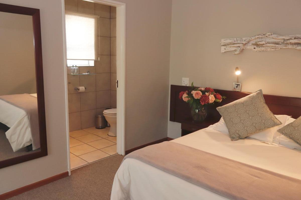 The Village Guesthouse - Housity