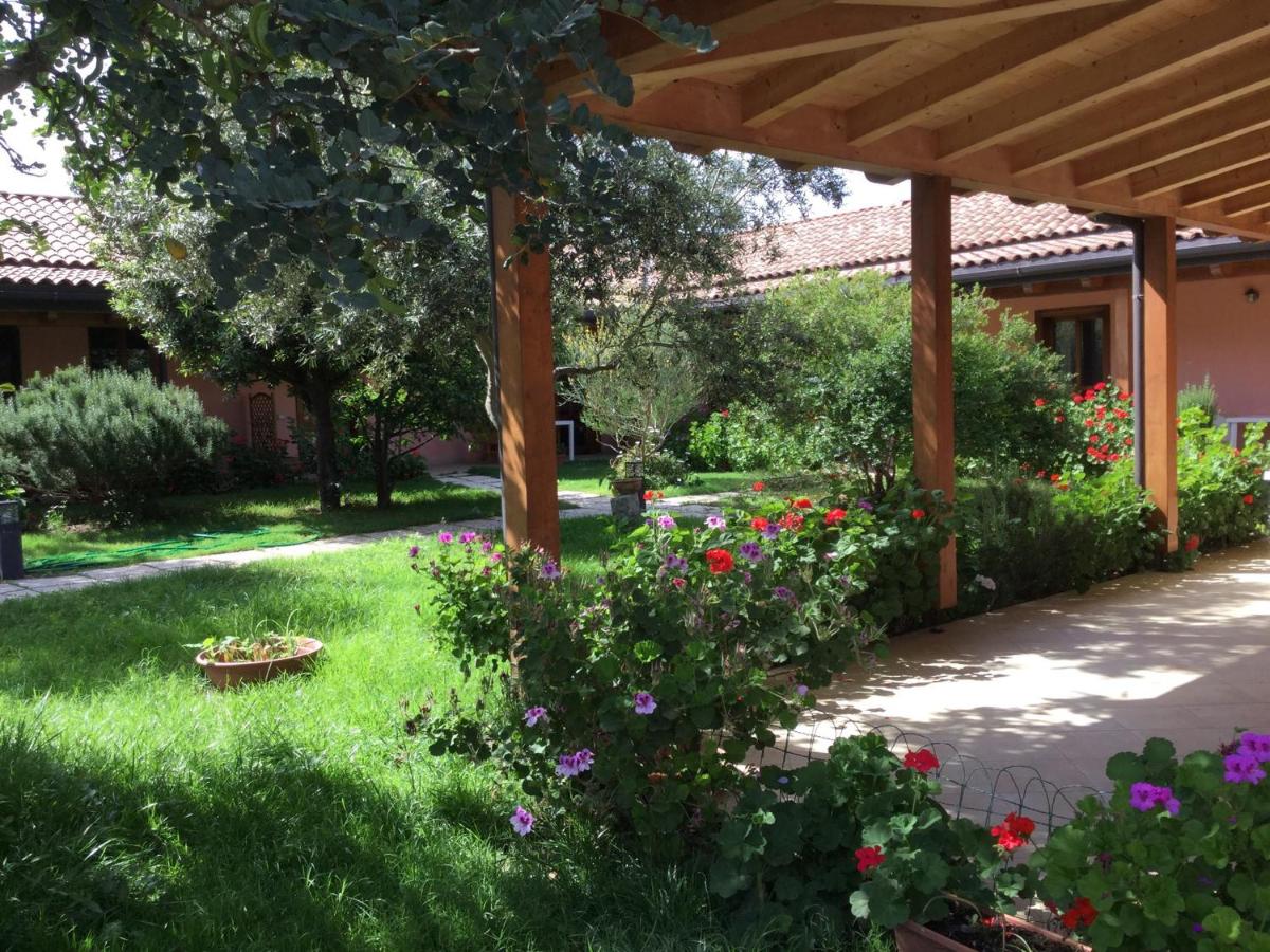 La Corte Dei Rei - Housity