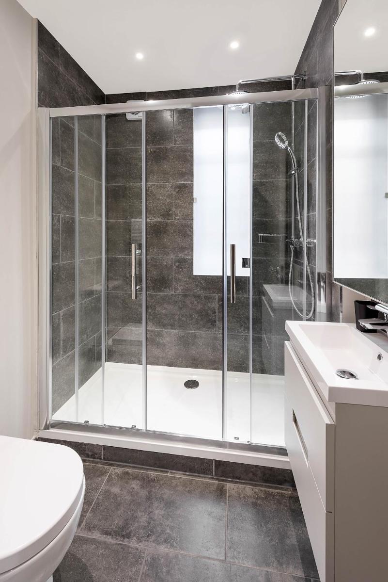 Beautiful Chelsea Apartment in Fashion District - Housity