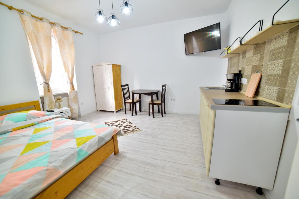FLH - Central Apartments - Housity