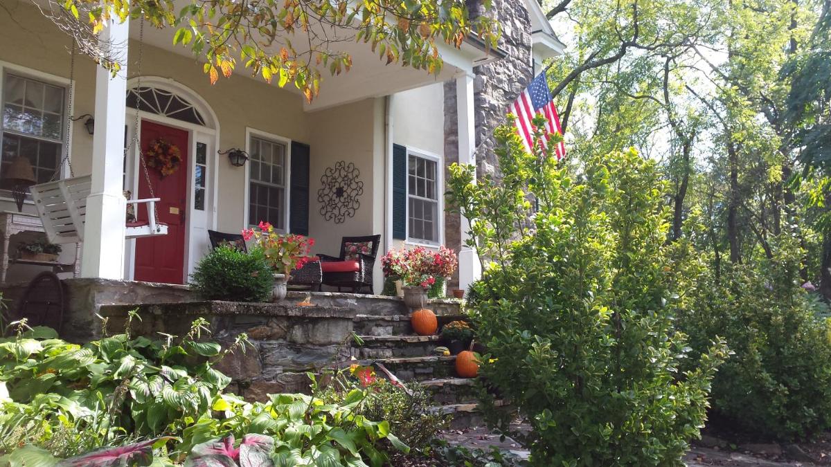 Airwell Bed and Breakfast - Housity