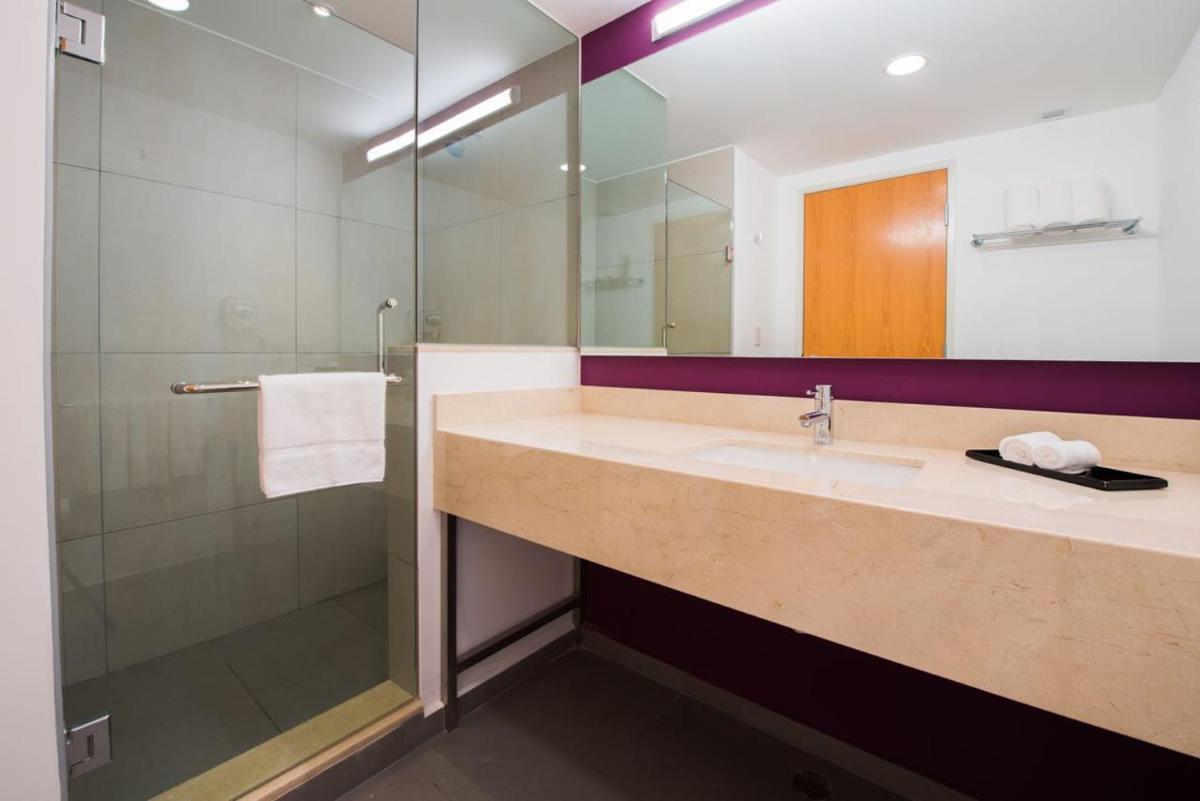 La Quinta by Wyndham San Jose Chiapa Puebla - Housity