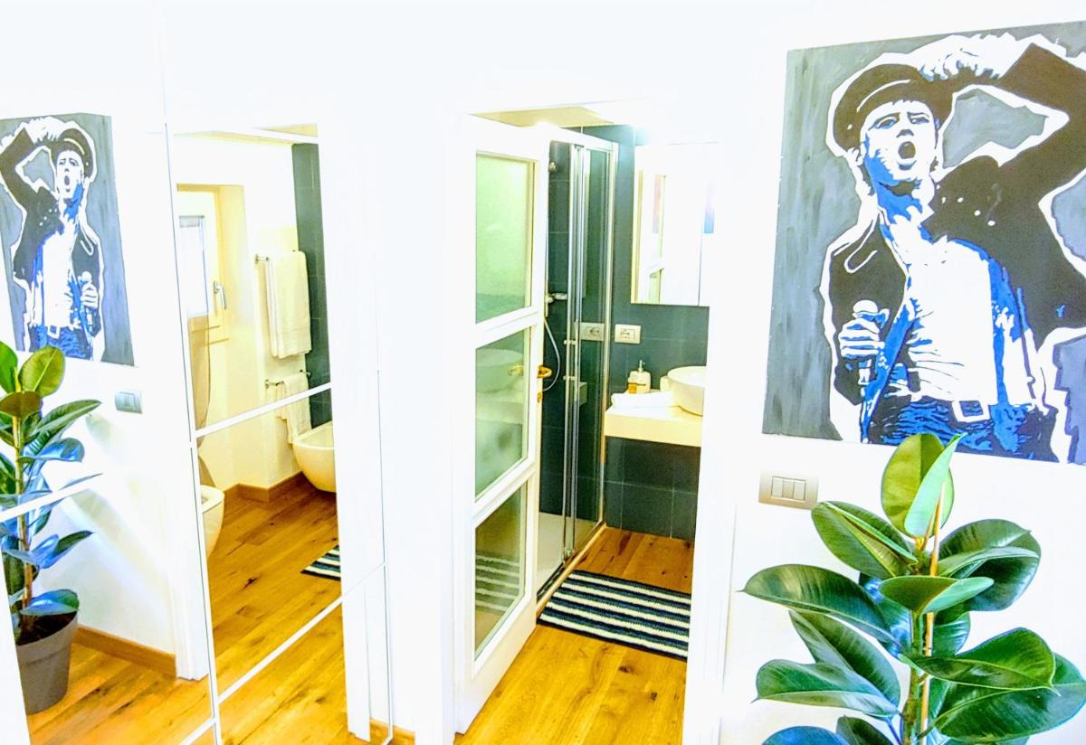 Suitetrails - DB House, Town Center Apartment, self check in