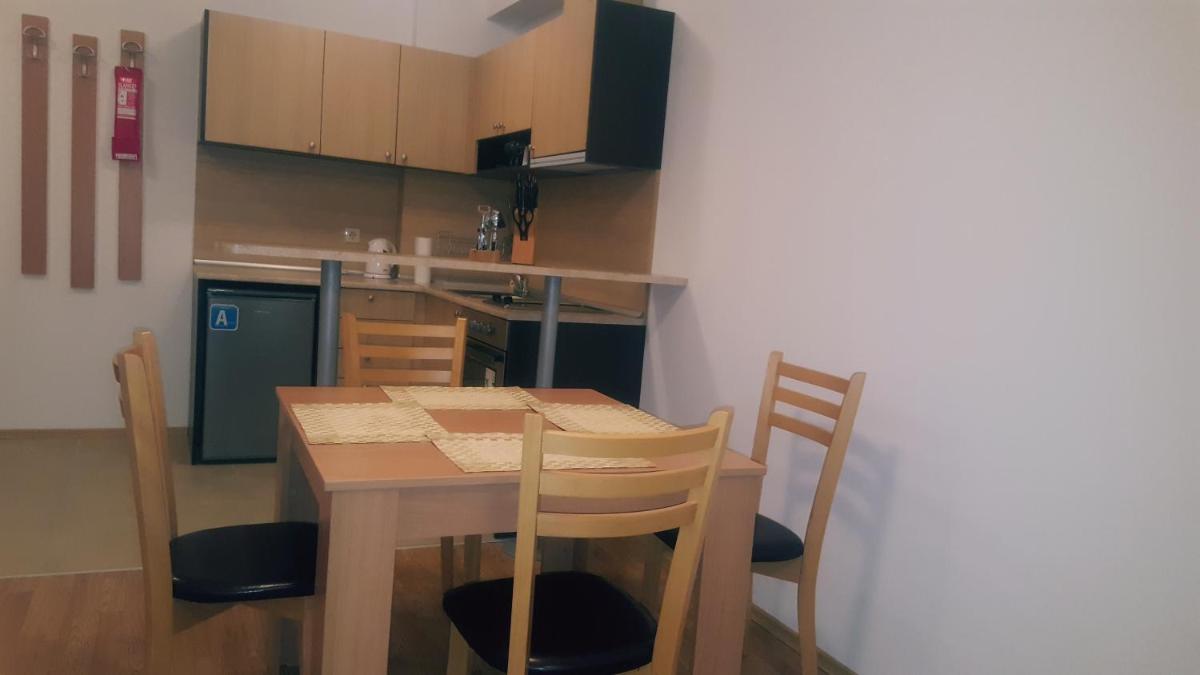 Private Apartments in ASPEN VALLEY - Housity