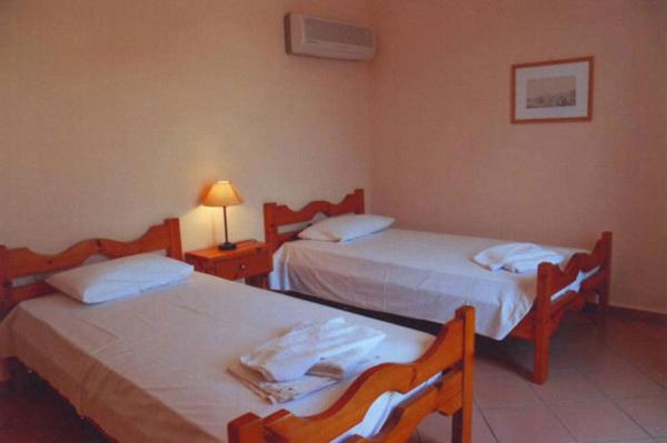 Angela's - Housity