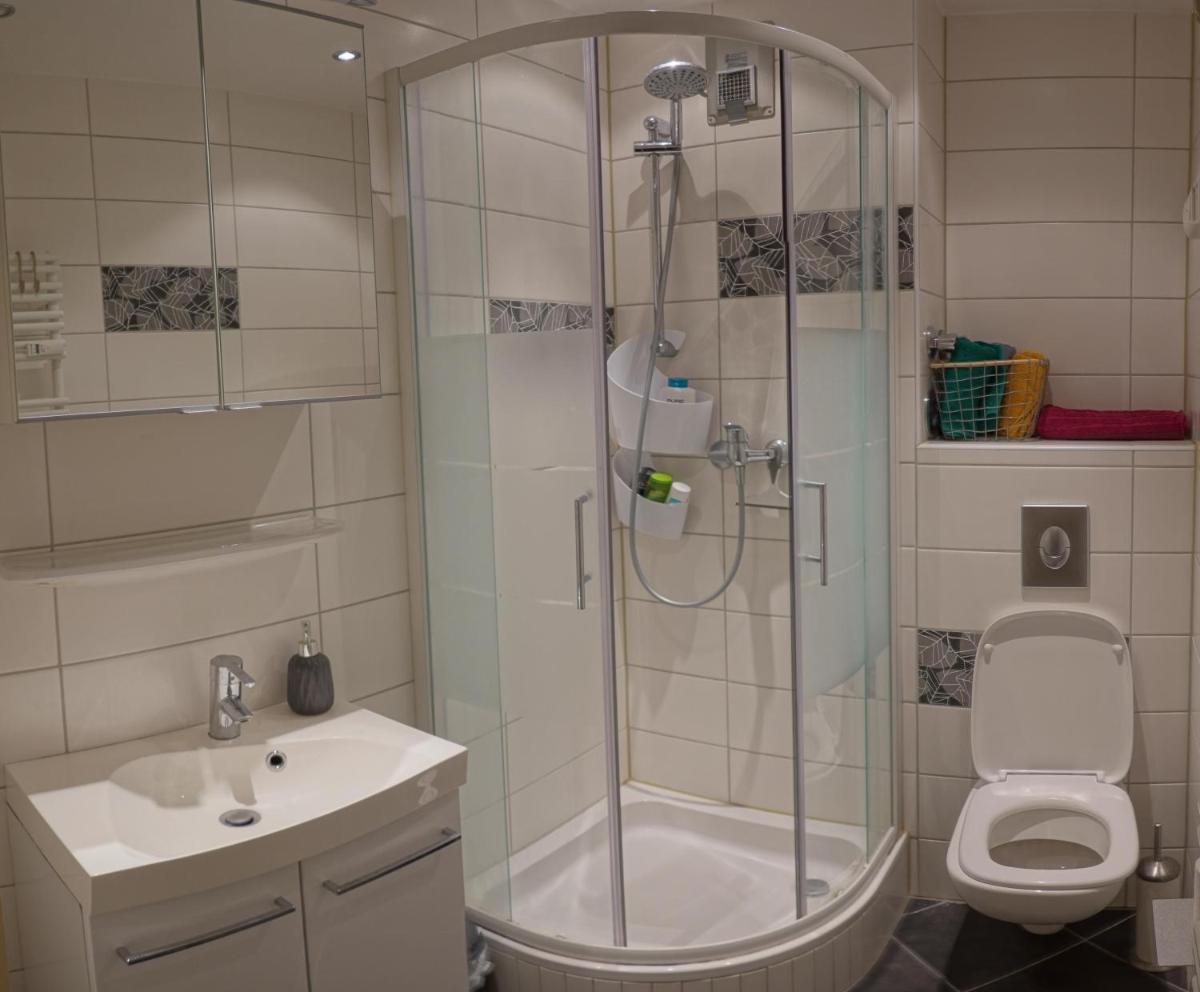 1 Zimmer Wohnung mit der Terrasse in der Innenstadt - Housity