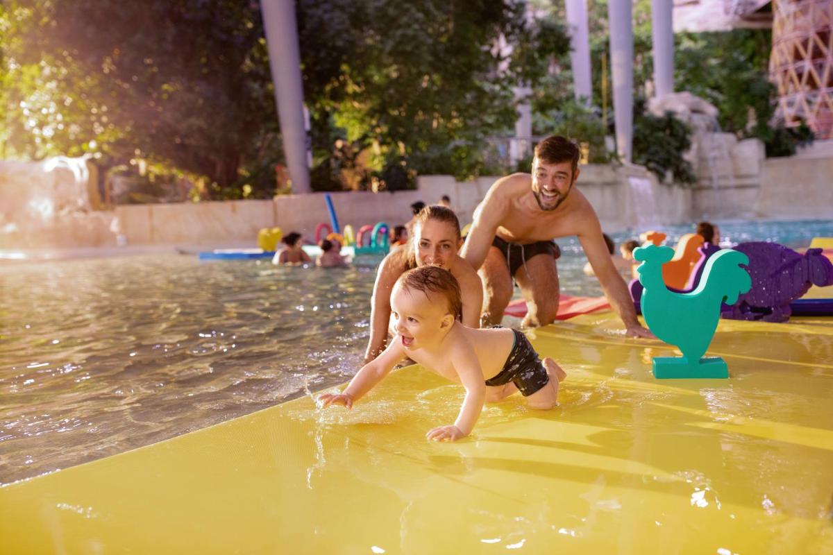Piscina en o cerca de Center Parcs Villages Nature Paris