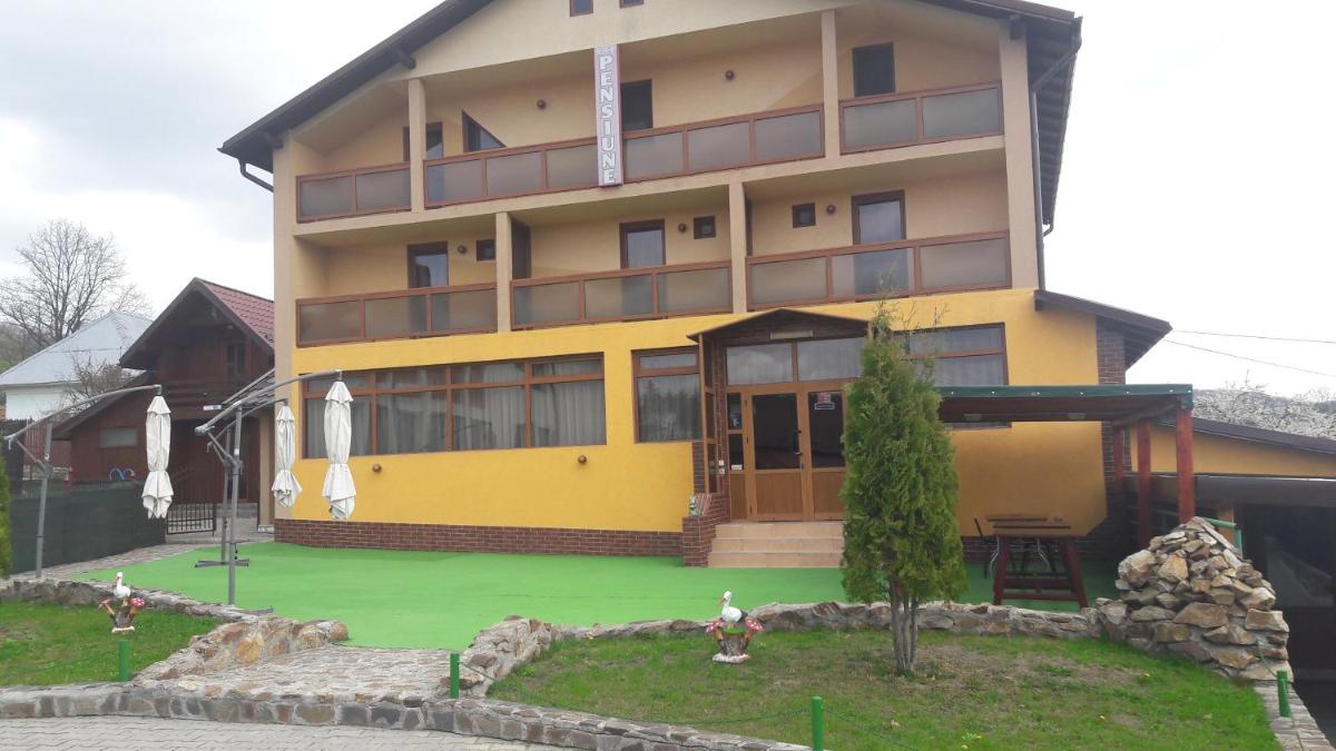 Pensiunea Nicol - Housity