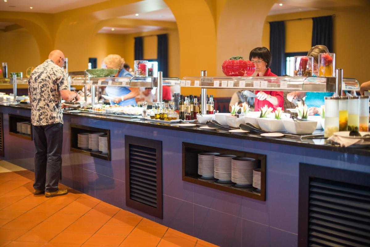 Refeições no hotel ou nas proximidades