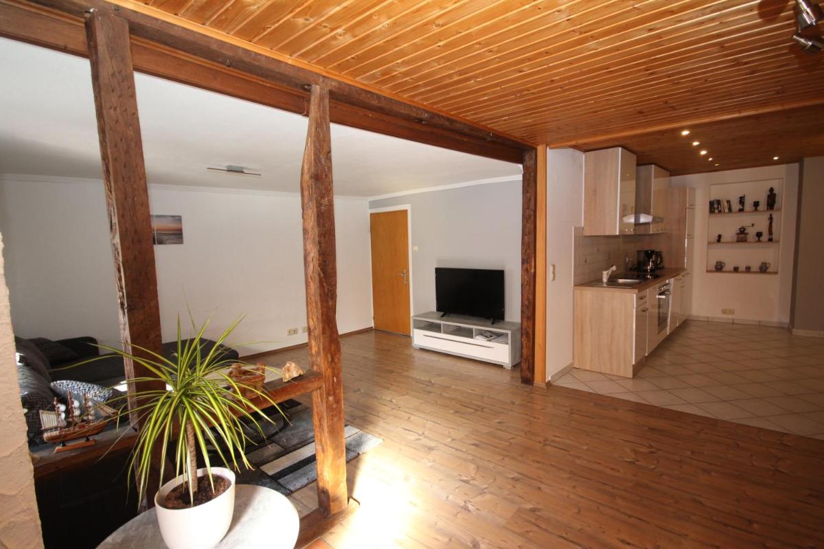 Ferienwohnung Ehlen im Alten Winzerhaus - Housity