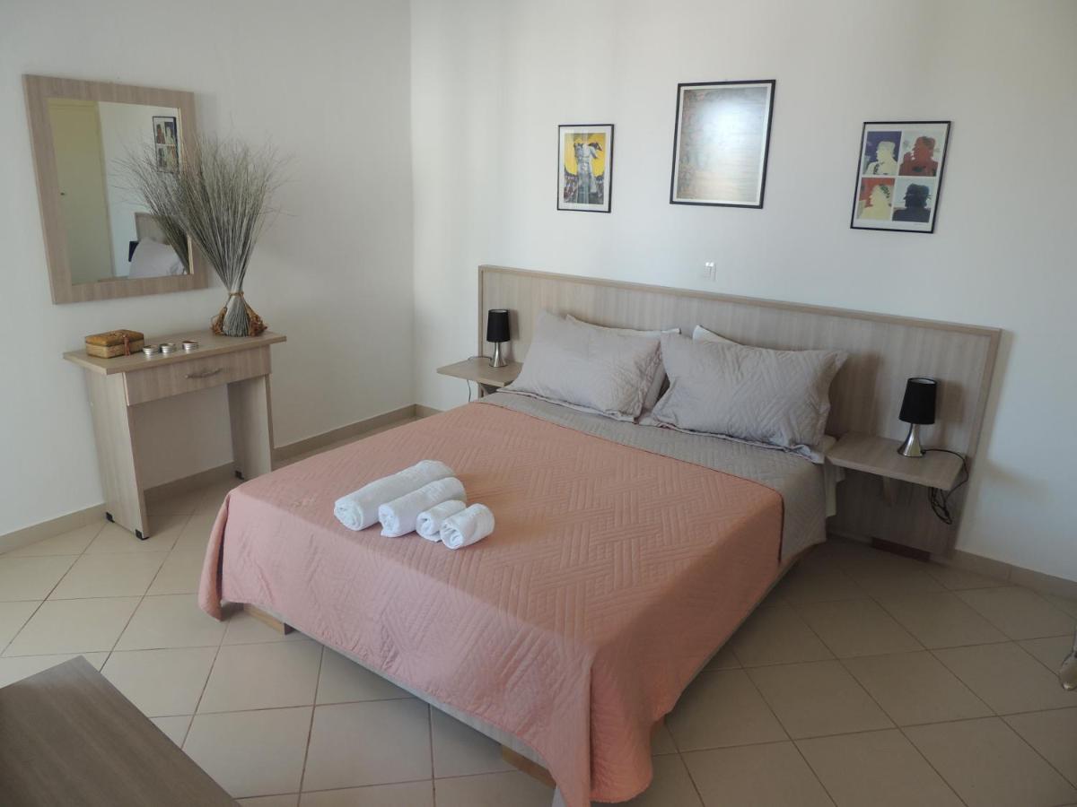 levante studios Αndros - Housity